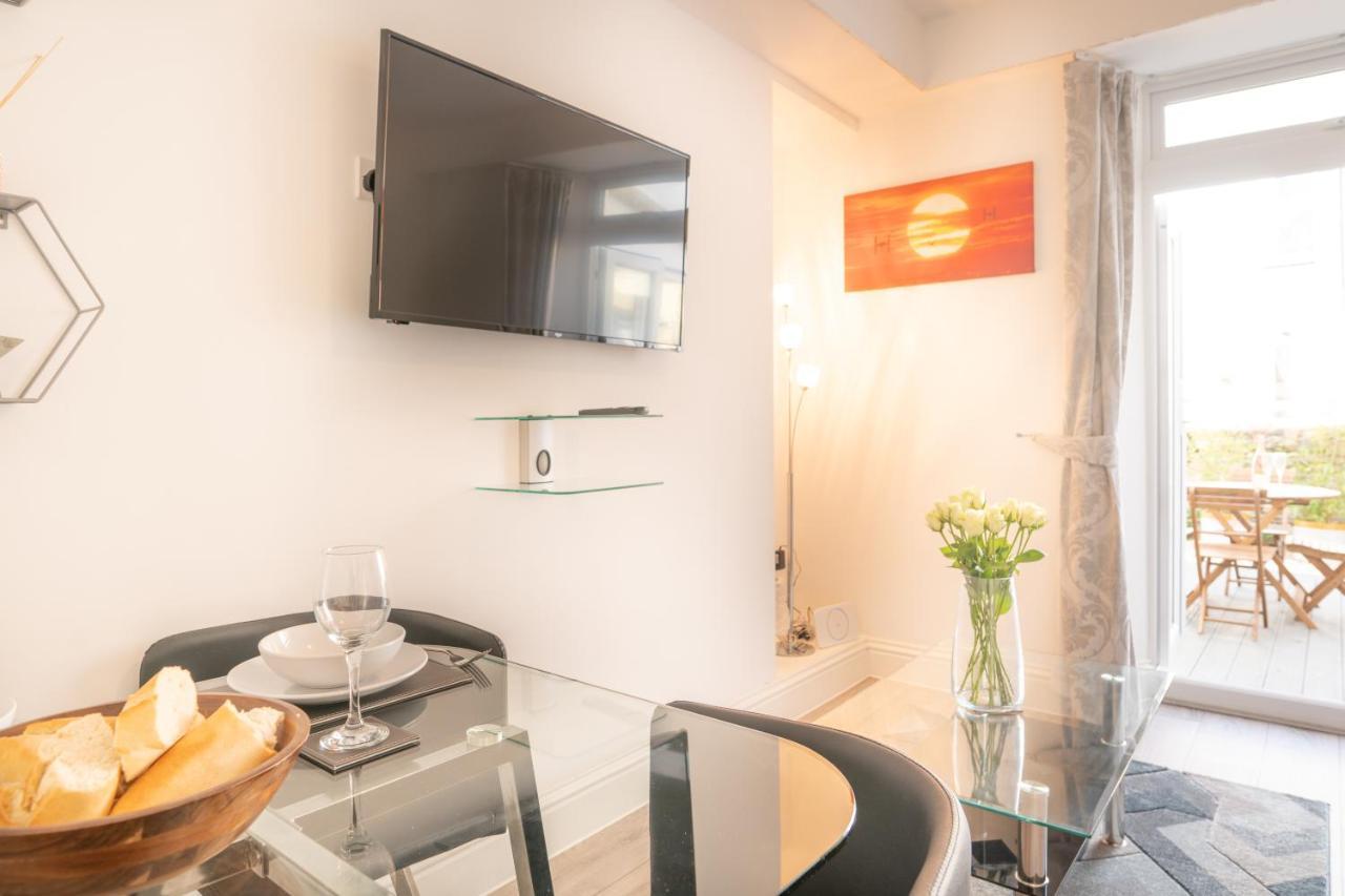 Highfield House - 1 Bed-Sleeps 2-Tjs20Hh Appartement Ilfracombe Buitenkant foto