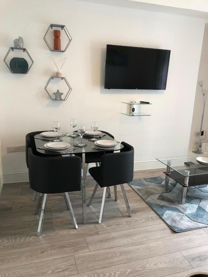 Highfield House - 1 Bed-Sleeps 2-Tjs20Hh Appartement Ilfracombe Buitenkant foto